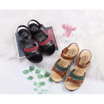 2021 zapatos de hoyo de verano sandalias de dama al aire libre dual de doble uso inferior transpirable sin deslizamiento sandalias parejas de playa zapatillas de playa